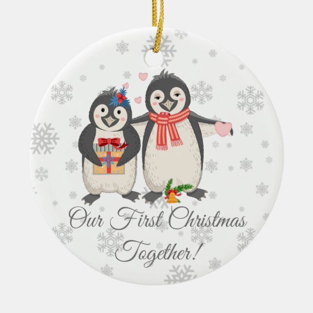 Adorno De Cerámica Primera Navidad personalizada juntos pingüinos (Frente)