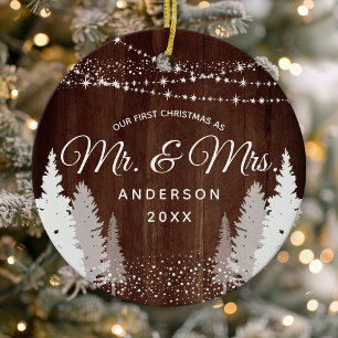 Adorno De Cerámica Primera Navidad Sr. Mrs Wood Winter String Lights