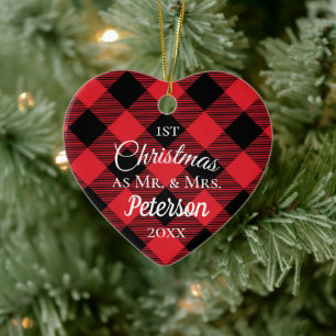 Adorno De Cerámica Primera Navidad Sr. y Sra. Buffalo Plaid Heart