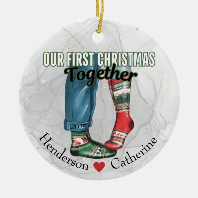 Adorno De Cerámica Primeras Navidades juntas y parejas en calcetines (Frente)