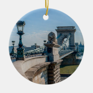 Adorno De Cerámica Puente de cadena Szechenyi en Budapest, Hungría
