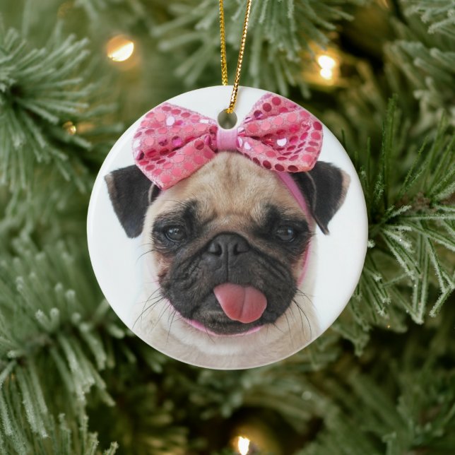 Adorno De Cerámica Pug con arco rosado (Árbol)