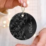 Adorno De Cerámica Purpurina negro metálico personalizado<br><div class="desc">Personalice fácilmente este adorno metalizado y glamoroso de imitación purpurina con estampado con su propio nombre personalizado.</div>
