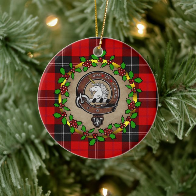 Adorno De Cerámica Ramsay Clan Badge & Tartan Navidades Personalizada (Árbol)
