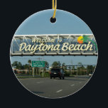 Adorno De Cerámica Recepción a Daytona Beach<br><div class="desc">¡Ahhh los recuerdos de esta ciudad maravillosa de la Florida de la playa! Lugar impresionante,  Daytona Beach.</div>