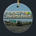 Adorno De Cerámica Recepción a Daytona Beach<br><div class="desc">¡Ahhh los recuerdos de esta ciudad maravillosa de la Florida de la playa! Lugar impresionante,  Daytona Beach.</div>