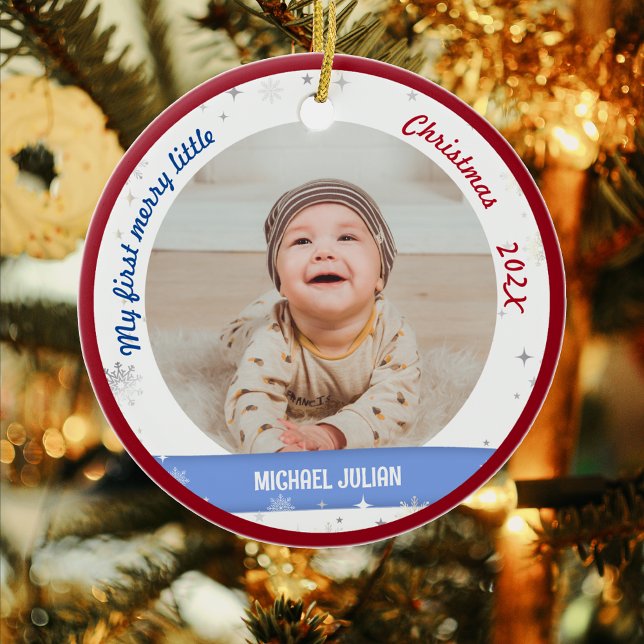 Adorno De Cerámica Recién nacido 2 Fotos Mis Primeros Navidades (Cute Modern Elegant Personalized My First Merry Little Christmas Baby Boy 2 Photos Snowflakes)