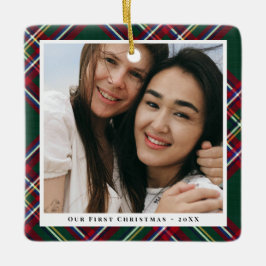 Adorno De Cerámica Red verde plagada primera Navidad juntos foto