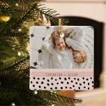 Adorno De Cerámica Regalo de nombres personalizados para el Pastel fo<br><div class="desc">Regalo de nombres personalizados para el Pastel fotográfico moderno</div>