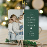 Adorno De Cerámica Regalo moderno de 2 Navidades de Photo Keepsake<br><div class="desc">Personalizado 2 Photo Christmas Ornament Gift - El diseño presenta 2 de sus fotos favoritas,  un bloque verde festivo que puede cambiarse a cualquier color,  el texto - Este es el momento más maravilloso del año! con una linda estrella pequeña y nombre familiar.</div>