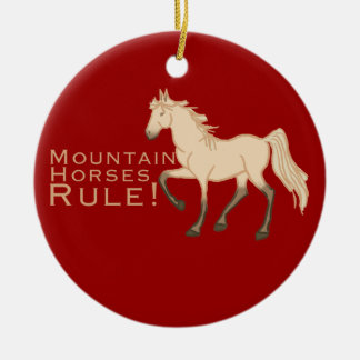 Adorno De Cerámica Regla de los caballos de montaña