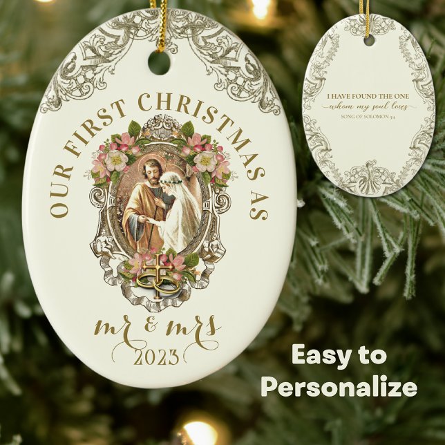 Adorno De Cerámica Religious First Christmas Sr. y Sra. Boda (Traditional Catholic First Christmas Together Wedding Ornaments)