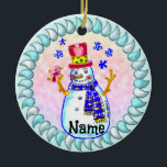 Adorno De Cerámica Revisan a Snowman Bird Friend<br><div class="desc">Amigo del pájaro de Snowman revisó el nombre del cojín adorno, camiseta, camisa de hombre de nieve, ropa, regalos del Ilustracion ArtMuvz. Camiseta Snowman para regalo de cumpleaños y navidades.Para personalizar, agregue tu nombre o texto en su lugar. Personalizar este adorno de muñeca de nieve para hacerlo único suyo o...</div>