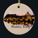 Adorno De Cerámica Roma, Italia: La ciudad romántica de noche<br><div class="desc">El sol se ha puesto sobre el río Tíber,  dejando a la ciudad de Roma,  Italia y la Ciudad del Vaticano brillando en las primeras horas de la noche. Roma es un destino de vacaciones romántico,  una visita obligada. Este adorno cerámico es totalmente personalizable y listo para ser personalizado.</div>