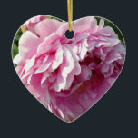 Adorno De Cerámica Romántico elegante floral rosa Peonies rosados<br><div class="desc">Romántico, elegante, elegante, elegante Peonies rosa- hermosa foto floral de H Cooper</div>