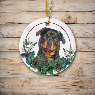 Adorno De Cerámica Rottweiler Evergreen Berry Wreath