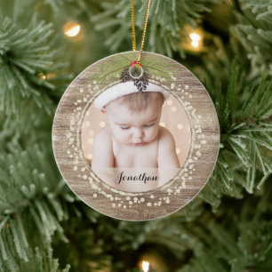 Adorno De Cerámica Rústico Navidad Pino Branch & Berries Woodgrain