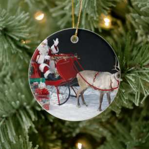 Adorno De Cerámica Santa Claus en trineo con regalos