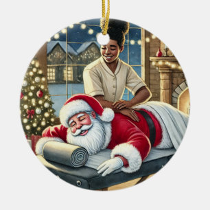 Adorno De Cerámica Santa Cuta personalizada recibiendo un masaje