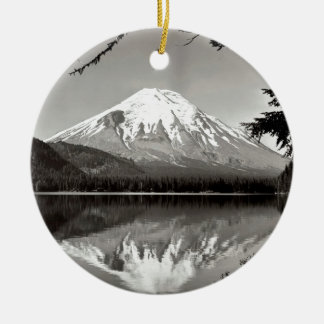 Adorno De Cerámica Santo Helens de la montaña y lago spirit