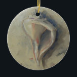 Adorno De Cerámica Seashell Beach Whelk Snack Conch Shell Art<br><div class="desc">Esta concha es un cuadro de cerca de un paracaídas en la playa, hecho por la artista de Florida Mary Hubley. La decoración de la playa combina con la decoración de una concha. Este hermoso paracaídas blanco tiene un fondo de arena blanca. ¡El abdomen es un regalo perfecto para una...</div>