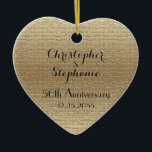 Adorno De Cerámica Sencillo Corazón Dorado 50 Aniversario, Nombres,<br><div class="desc">Este minimalista y elegante adorno navideño estilo Corazón Dorado Boda Aniversario de Navidad, es un regalo barato y único. Fácil de personalizar el nombre, la fecha, el número de años, sólo hay que cambiar o eliminar el texto de ejemplo. Perfecto para CUALQUIER Aniversario Boda. Impreso delante y atrás. Todos los...</div>