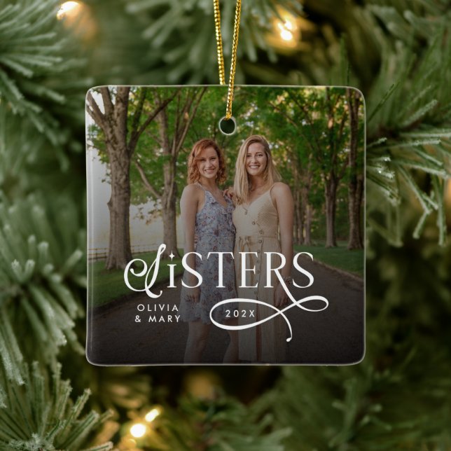 Adorno De Cerámica Sisters Photo Personalized Monogram (Árbol)