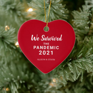 Adorno De Cerámica Sobrevivimos a las parejas del corazón rojo pand