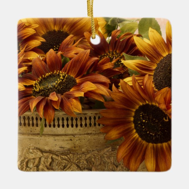 Adorno De Cerámica Sombras naranjas En La Cesta De Tin (Anverso)