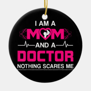 Adorno De Cerámica Soy madre y Médica, nada me asusta.
