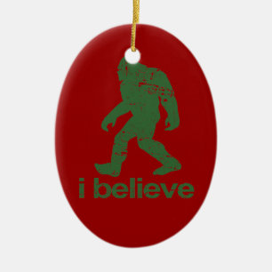 Adorno De Cerámica Squatchin ido - rojo y verde
