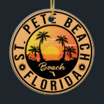 Adorno De Cerámica St Pete Beach Florida Sunset Paradise Vintage<br><div class="desc">San Pete Beach Florida - El diseño retro tropical Palm Tree 60 Souvenirs Vintage hace un gran Navidad o regalo de cumpleaños para los amantes de la playa de San Pedro. El diseño retro de la vibra de verano es un regalo perfecto para los amantes de los viajes y los...</div>