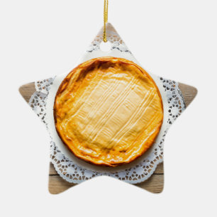 Adorno De Cerámica Tarta de queso en parte superior de pastel de made