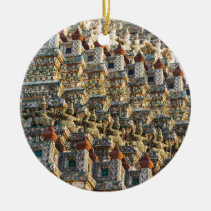 Adorno De Cerámica Templo Wat Arun en Bangkok, Tailandia