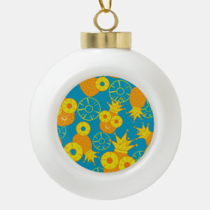 Adorno De Cerámica Tipo Bola Anillos de piña: Vintage Personalizado de Doodle.