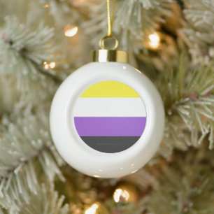 Adorno De Cerámica Tipo Bola Bandera de orgullo no binario de SlipperyJoe's ama