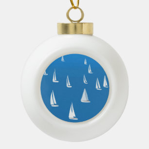 Adorno De Cerámica Tipo Bola Barcos de vela en el mar azul profundo - Regatta