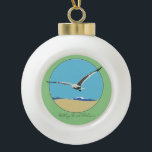 Adorno De Cerámica Tipo Bola Bethany Beach, Gaviota Marítima De Delaware Voland<br><div class="desc">El adorno de cerámica con una imagen de gaviota marina bidimensional sobrevolando la playa con olas. Bethany Beach,  Delaware en la parte inferior.</div>