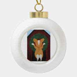 Adorno De Cerámica Tipo Bola Corgi poniendo corona de Navidad en la casa del pe