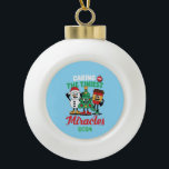 Adorno De Cerámica Tipo Bola Enfermera Pediátrica Cuidando De Los Milagros Más<br><div class="desc">Esta enfermera pediátrica que cuida de los milagros más pequeños,  el ornamento de Navidad de la pelota cerámica hará un gran regalo o se verá genial en su propio árbol.</div>
