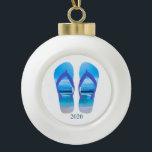 Adorno De Cerámica Tipo Bola Fun Flip Flops Summer Beach Art para vacaciones<br><div class="desc">Fun Flip Flops Summer Beach Art para vacaciones</div>