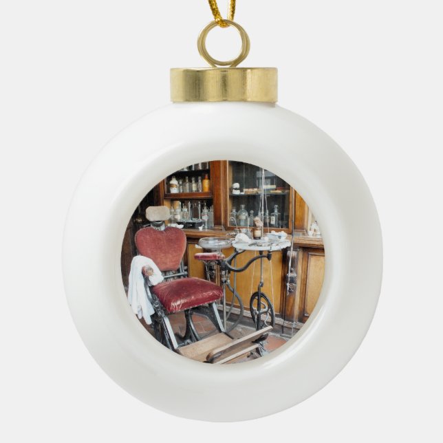 ADORNO DE CERÁMICA TIPO BOLA INGLATERRA VICTORIANA (Anverso)