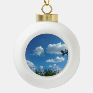 Adorno De Cerámica Tipo Bola Nubes en el cielo azul
