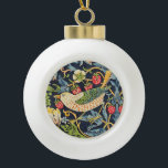 Adorno De Cerámica Tipo Bola Patrón floral William Morris Strawberry Thef<br><div class="desc">Ornamento navideño del patrón floral William Morris Strawberry Thief</div>