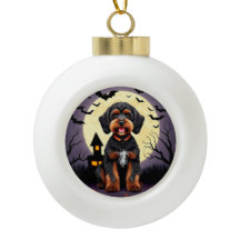 Perro feliz en el tema de Halloween