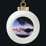Adorno De Cerámica Tipo Bola Puesta del sol tropical romántica de Maldivas<br><div class="desc">Este ornamento redondo hermoso se adorna con una imagen de la puesta del sol de Maldivas en una de las islas alejadas con una palmera en el primero plano. Hay una fila de casas de planta baja del agua y de una góndola en el fondo que se baña en el...</div>
