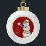 Adorno De Cerámica Tipo Bola Snowman de béisbol<br><div class="desc">Qué pastel tan lindo es este adorable muñeco de nieve... ... un gran adorno para adornar el árbol de Navidad para cualquier amante de los deportes.</div>
