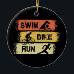 Adorno De Cerámica Triatlón - Huida en bicicleta de natación<br><div class="desc">Diseño de triatlón para un triatleta para el próximo entrenamiento de triatlón.</div>