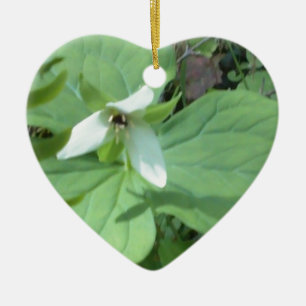 Adorno De Cerámica trillium blanco con verde