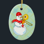 Adorno De Cerámica Trombone Snowman<br><div class="desc">Un jugador de trombones de snowman con un pañuelo de notas musicales es un divertido diseño de regalo de invierno para trombonistas,  profesores de música y estudiantes en concierto,  jazz y banda de marcha.</div>